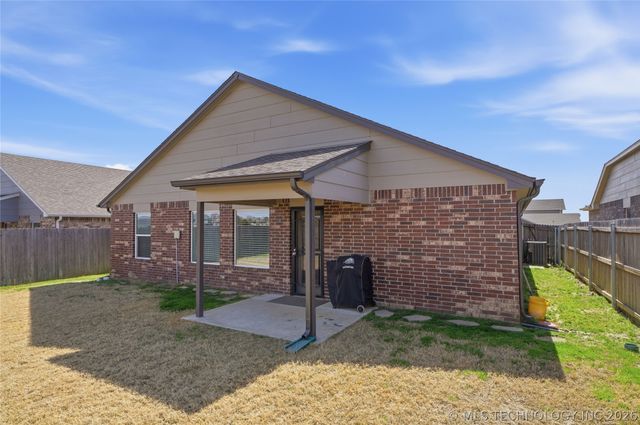 14703 E 114th Street N, Owasso, OK 74055