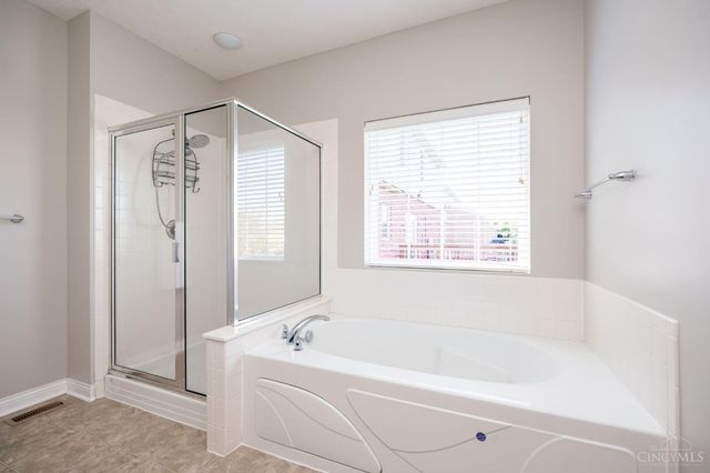 1628 N Wood Creek Drive, Clearcreek Twp., OH 45458