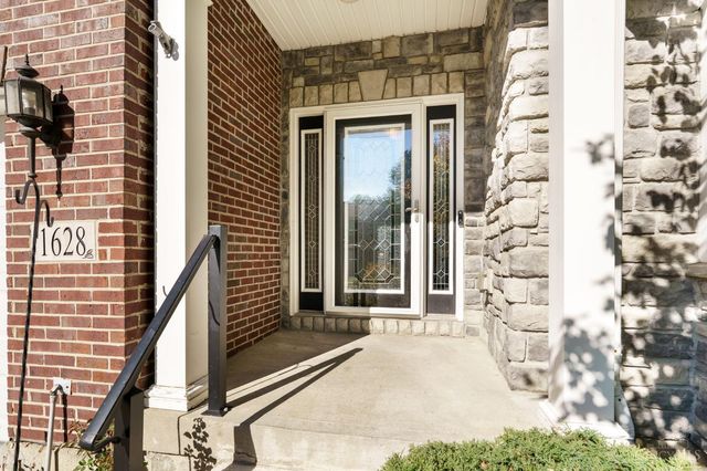 1628 N Wood Creek Drive, Clearcreek Twp., OH 45458