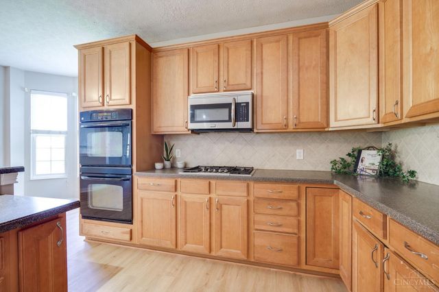 1628 N Wood Creek Drive, Clearcreek Twp., OH 45458