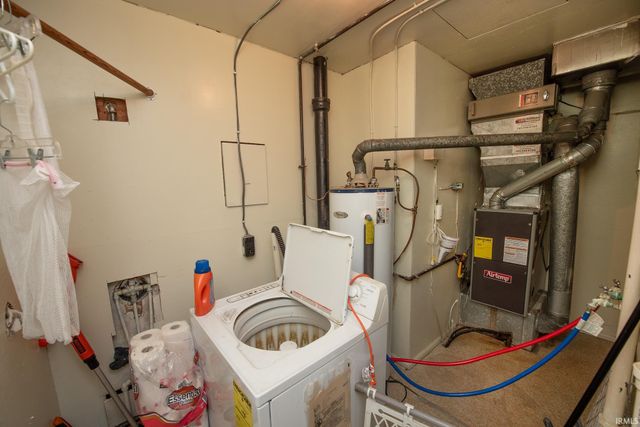 2216 Roselawn Avenue, Lafayette, IN 47904