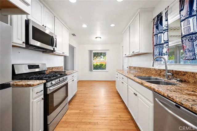 20957 Community Street, Canoga Park, CA 91304