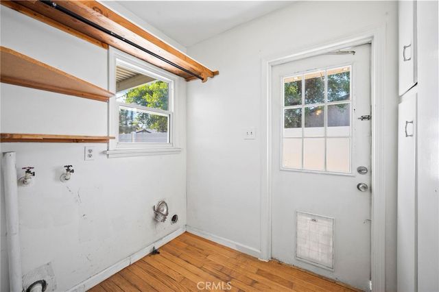 20957 Community Street, Canoga Park, CA 91304