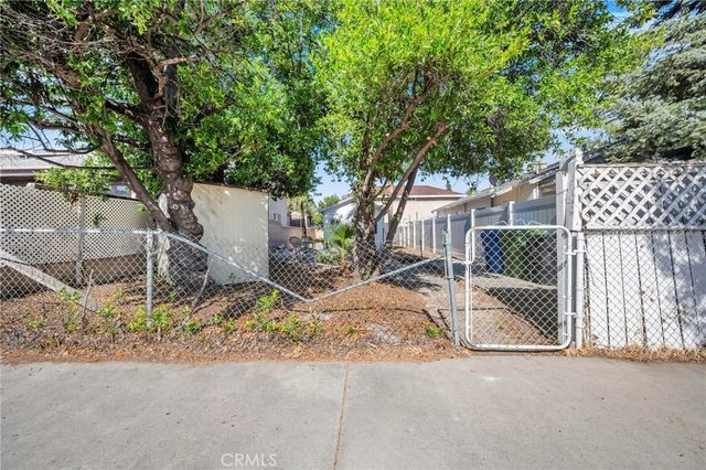20957 Community Street, Canoga Park, CA 91304