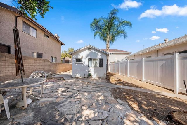 20957 Community Street, Canoga Park, CA 91304
