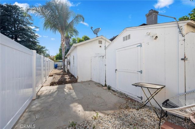 20957 Community Street, Canoga Park, CA 91304
