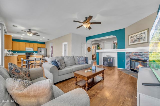 40028 Aliso Court, Palmdale, CA 93551