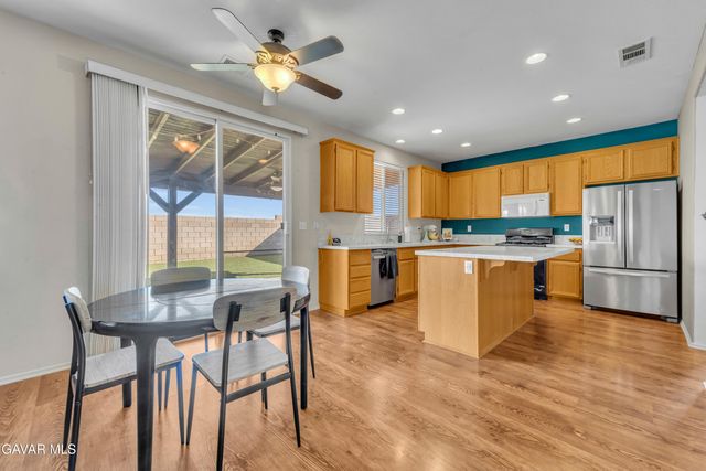 40028 Aliso Court, Palmdale, CA 93551