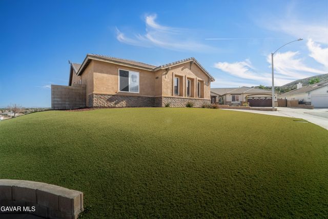 40028 Aliso Court, Palmdale, CA 93551