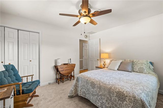 1429 Oak Ridge Road, Kernersville, NC 27284