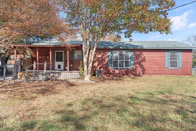 519 Tolson Avenue, Van Alstyne, TX 75495