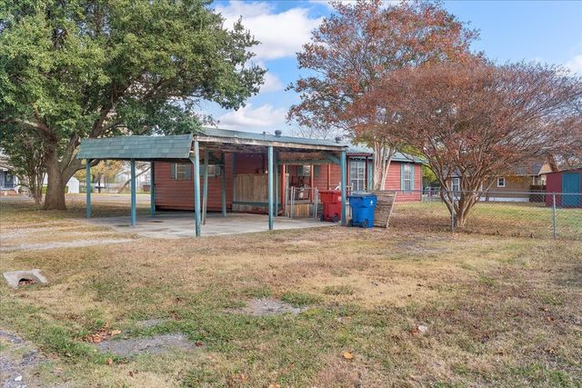 519 Tolson Avenue, Van Alstyne, TX 75495