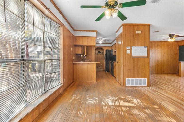 519 Tolson Avenue, Van Alstyne, TX 75495