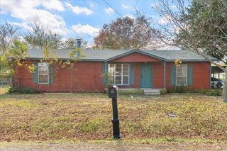 519 Tolson Avenue, Van Alstyne, TX 75495