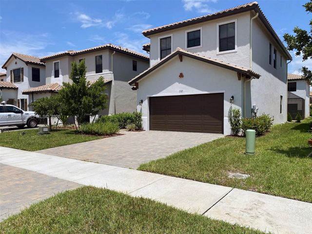 5525 Agostino Way, Ave Maria, FL 34142