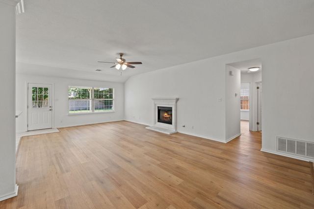 1618 Abbey LN, Cedar Park, TX 78613