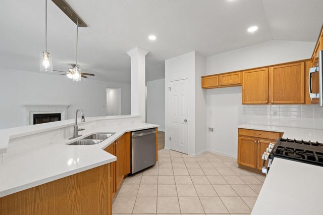 1618 Abbey LN, Cedar Park, TX 78613