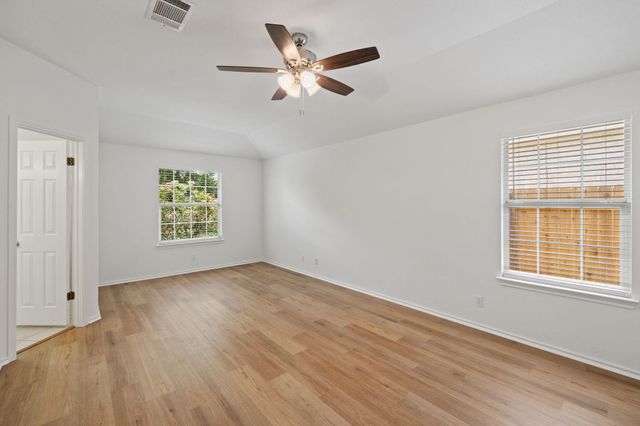 1618 Abbey LN, Cedar Park, TX 78613