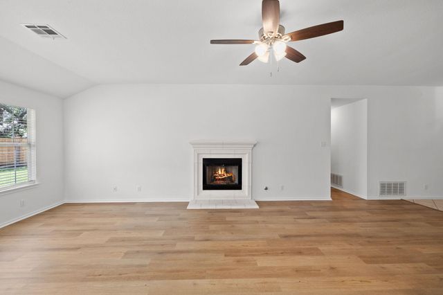 1618 Abbey LN, Cedar Park, TX 78613