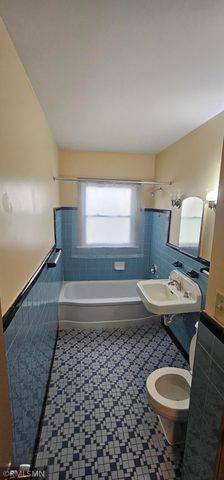 2016 - 2018 25th Avenue N, Minneapolis, MN 55411