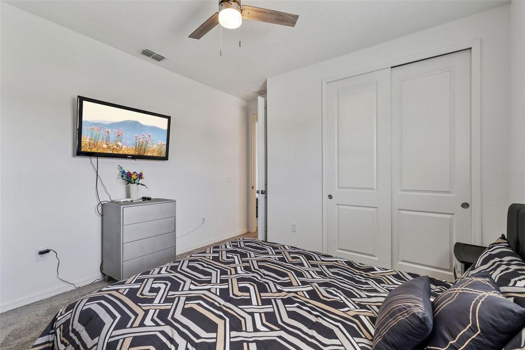 Image 31 of property listing at 3826 SHORESIDE DRIVE, Kissimmee, FL 34746