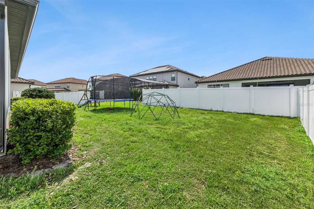 Image 39 of property listing at 3826 SHORESIDE DRIVE, Kissimmee, FL 34746