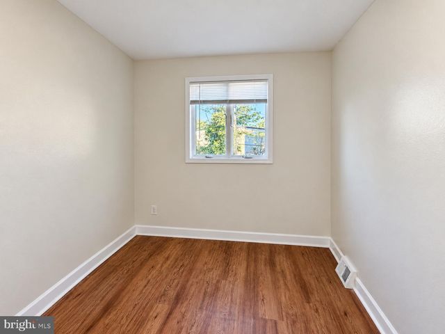 10816 KELVIN AVE, Philadelphia, PA 19116