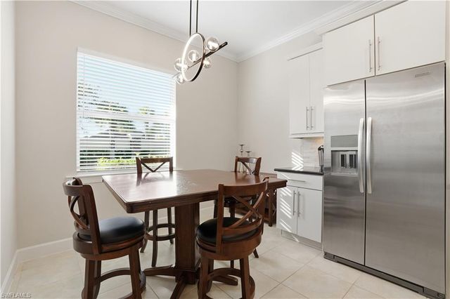 9328 Fieldstone LN, Naples, FL 34120