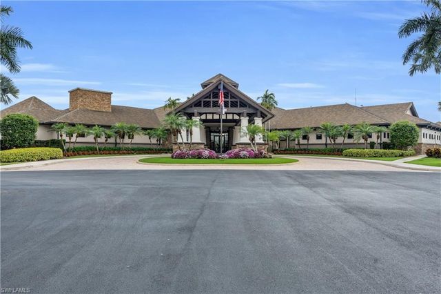 9328 Fieldstone LN, Naples, FL 34120