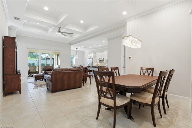 9328 Fieldstone LN, Naples, FL 34120