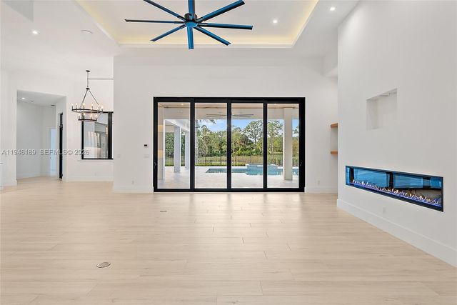 14527 Pepper Bush Dr, Palm Beach Gardens, FL 33418