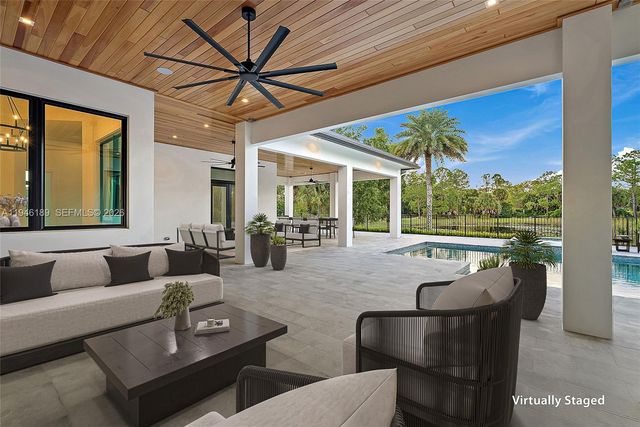 14527 Pepper Bush Dr, Palm Beach Gardens, FL 33418