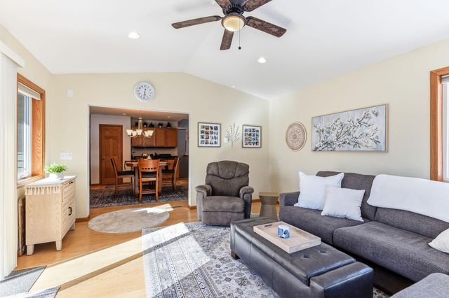 14374 Dawson Place, Rosemount, MN 55068