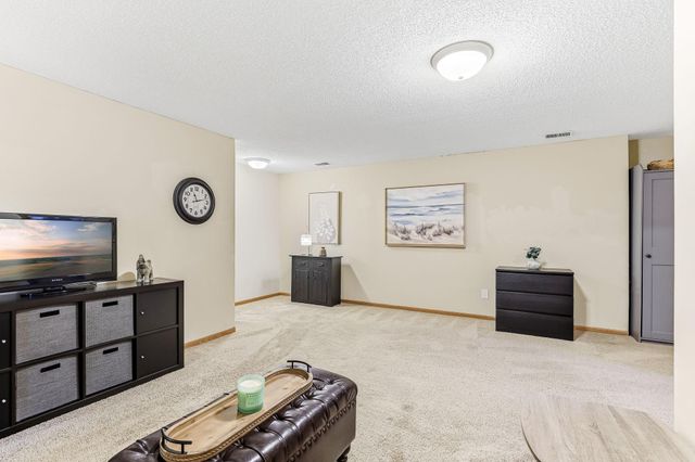 14374 Dawson Place, Rosemount, MN 55068