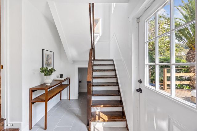 2116 Apex Avenue, Los Angeles, CA 90039