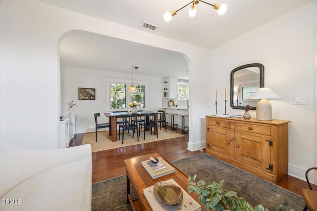 2116 Apex Avenue, Los Angeles, CA 90039