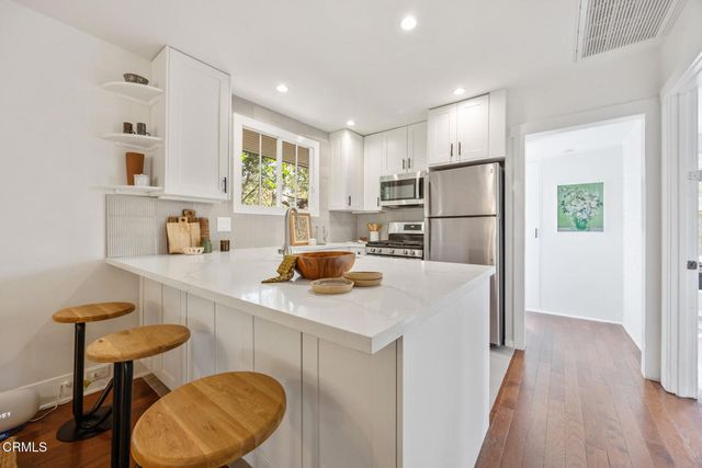 2116 Apex Avenue, Los Angeles, CA 90039