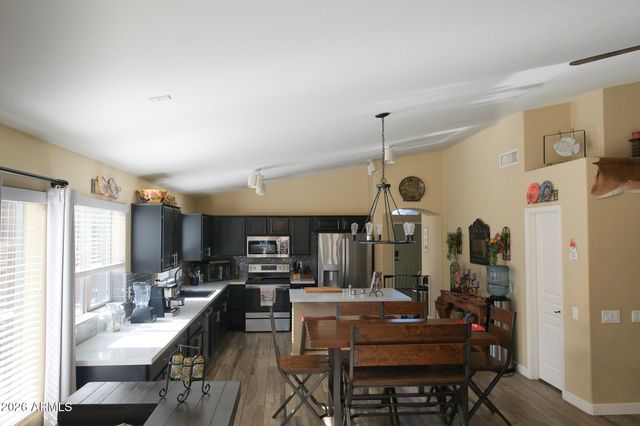 6101 S FOUR PEAKS Place, Chandler, AZ 85249