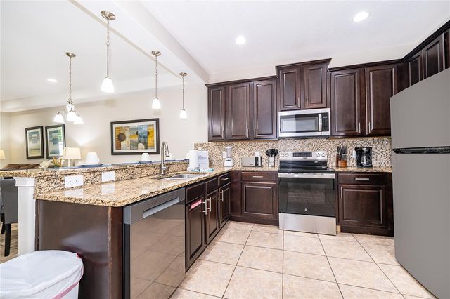 8213 ROSEVILLE BOULEVARD, Davenport, FL 33896