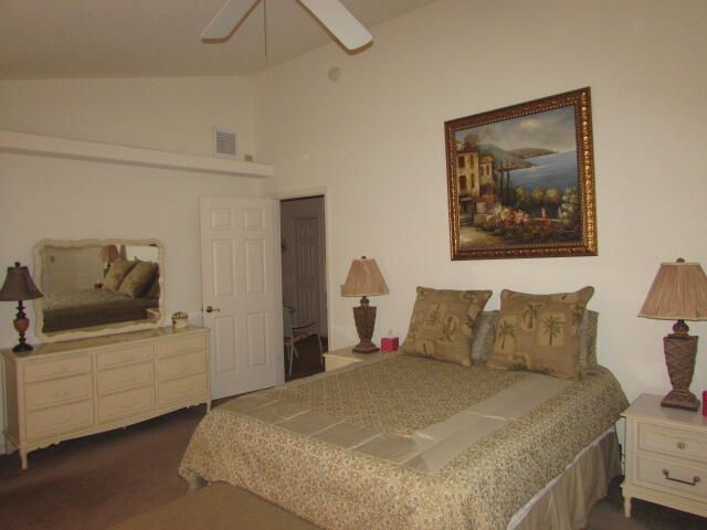 1570 6th Avenue, Vero Beach, FL 32960