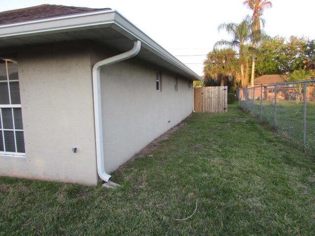 1570 6th Avenue, Vero Beach, FL 32960