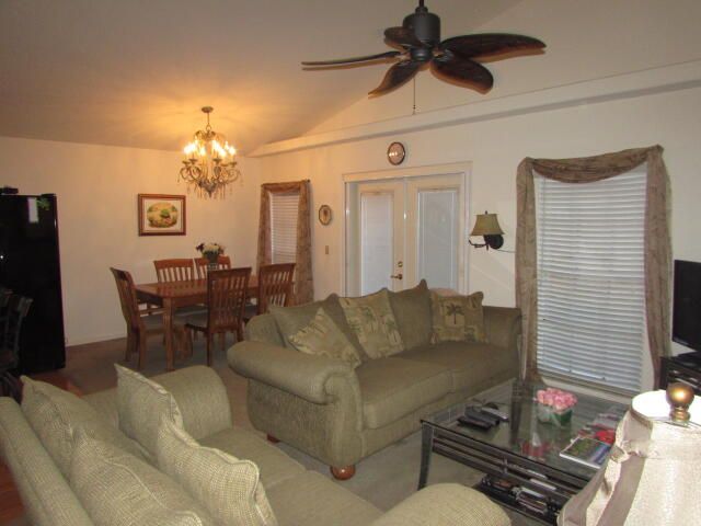 1570 6th Avenue, Vero Beach, FL 32960