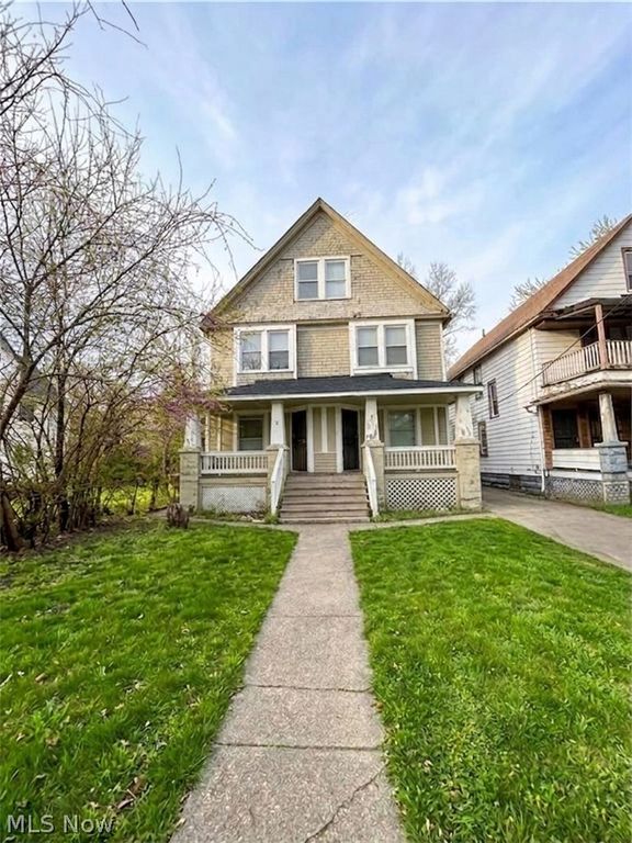 10105 Somerset Avenue, Cleveland, OH 44108