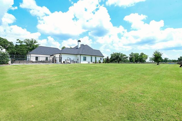 14414 La Hwy 3235, Cut Off, LA 70345