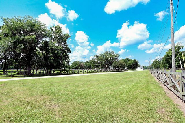 14414 La Hwy 3235, Cut Off, LA 70345