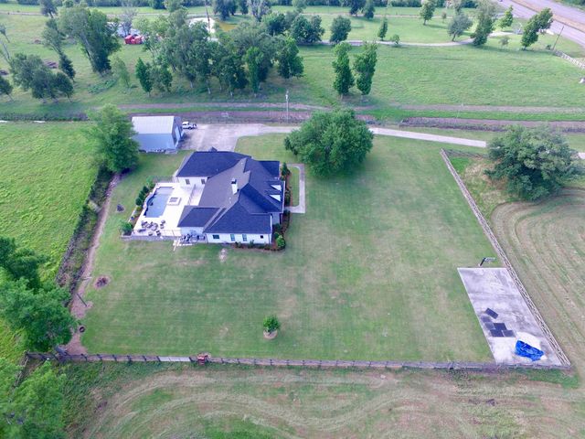 14414 La Hwy 3235, Cut Off, LA 70345