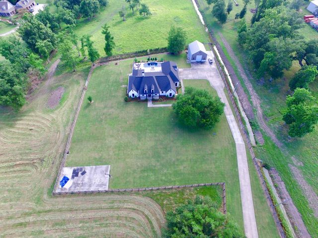 14414 La Hwy 3235, Cut Off, LA 70345