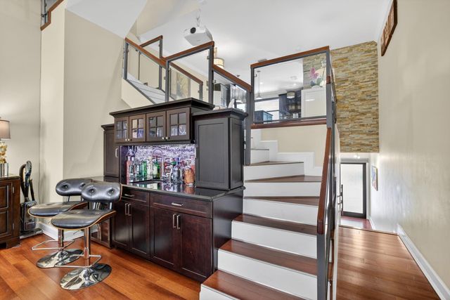 3000 NE 8th Terrace B4, Wilton Manors, FL 33334