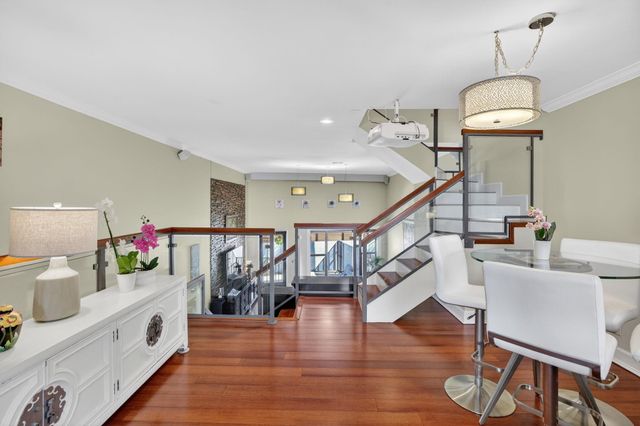 3000 NE 8th Terrace B4, Wilton Manors, FL 33334