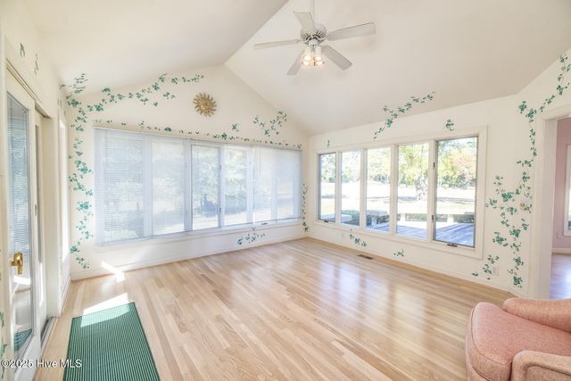 201 Small Dove Court, Wilmington, NC 28412